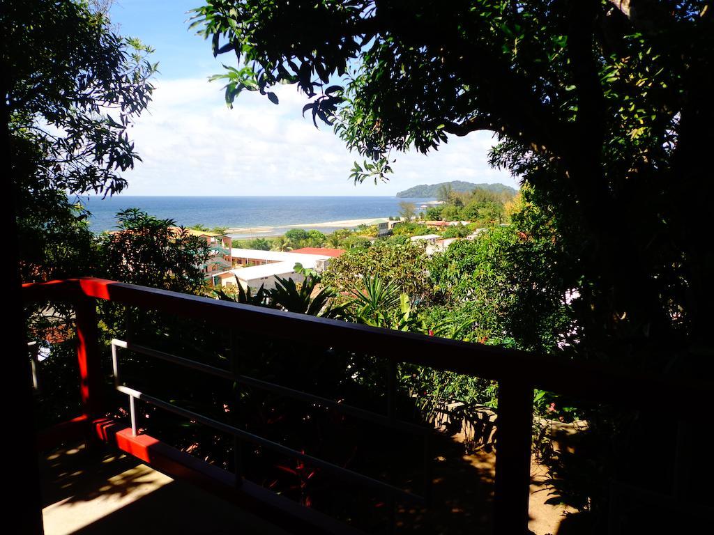 Hotel Maya Vista テラ エクステリア 写真